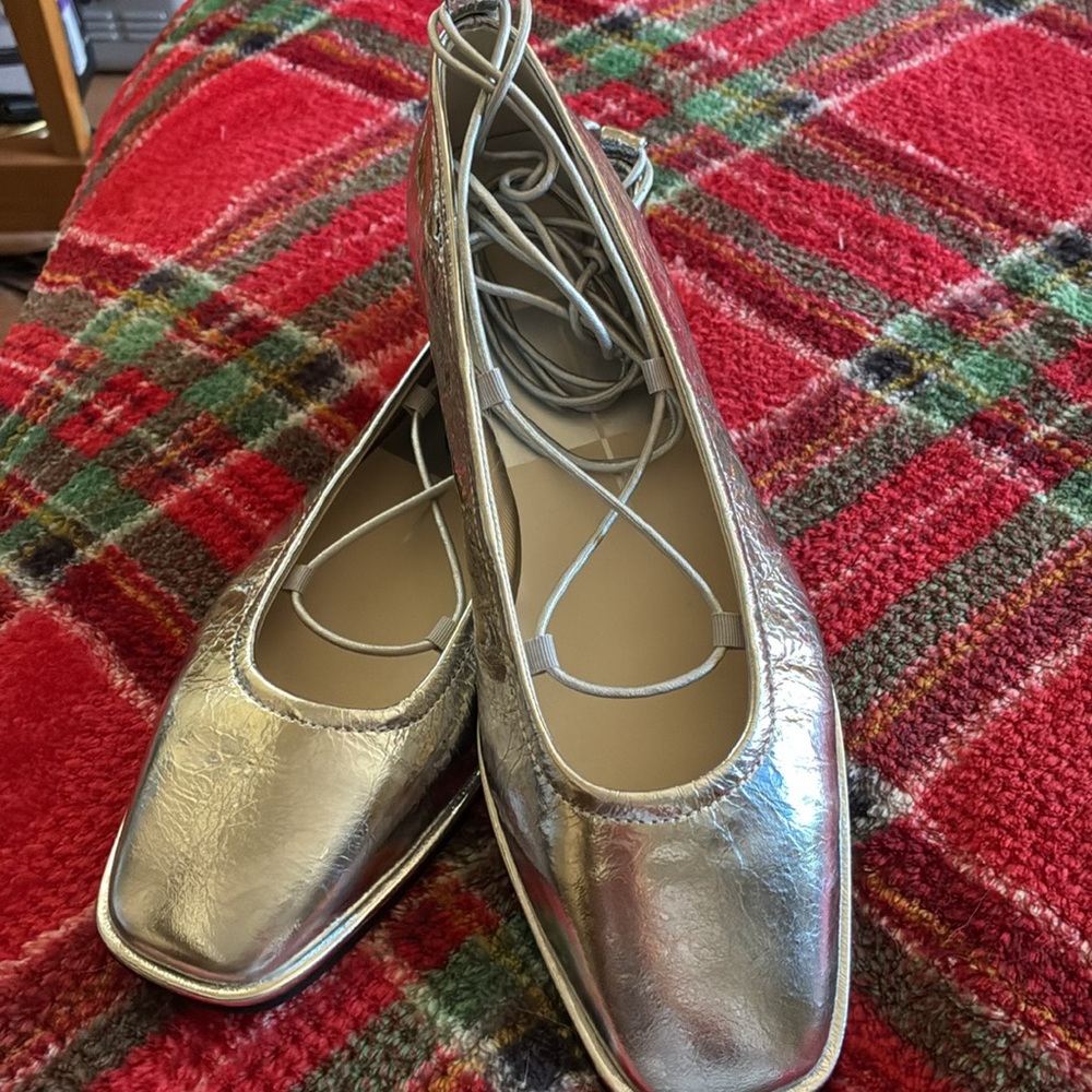 Dolce Vita Metallic Silver Leather Ballet Flats - Picture 4 of 5